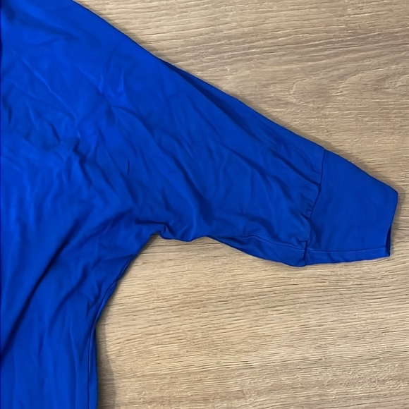 Fresh Produce | 2 pc set cropped lounge pants & top Women’s size M royal blue - Picture 4 of 9